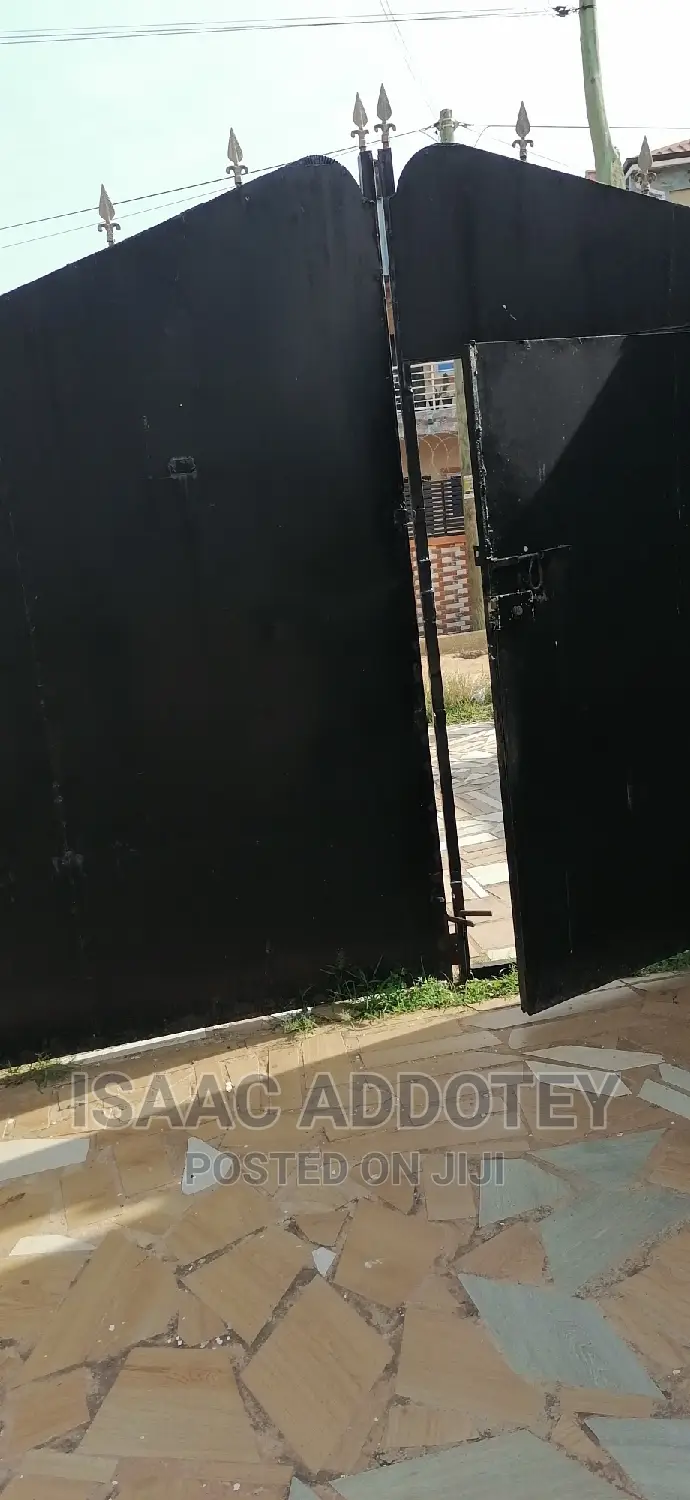 2bdrm Apartment in Spintex Coastal for rent
