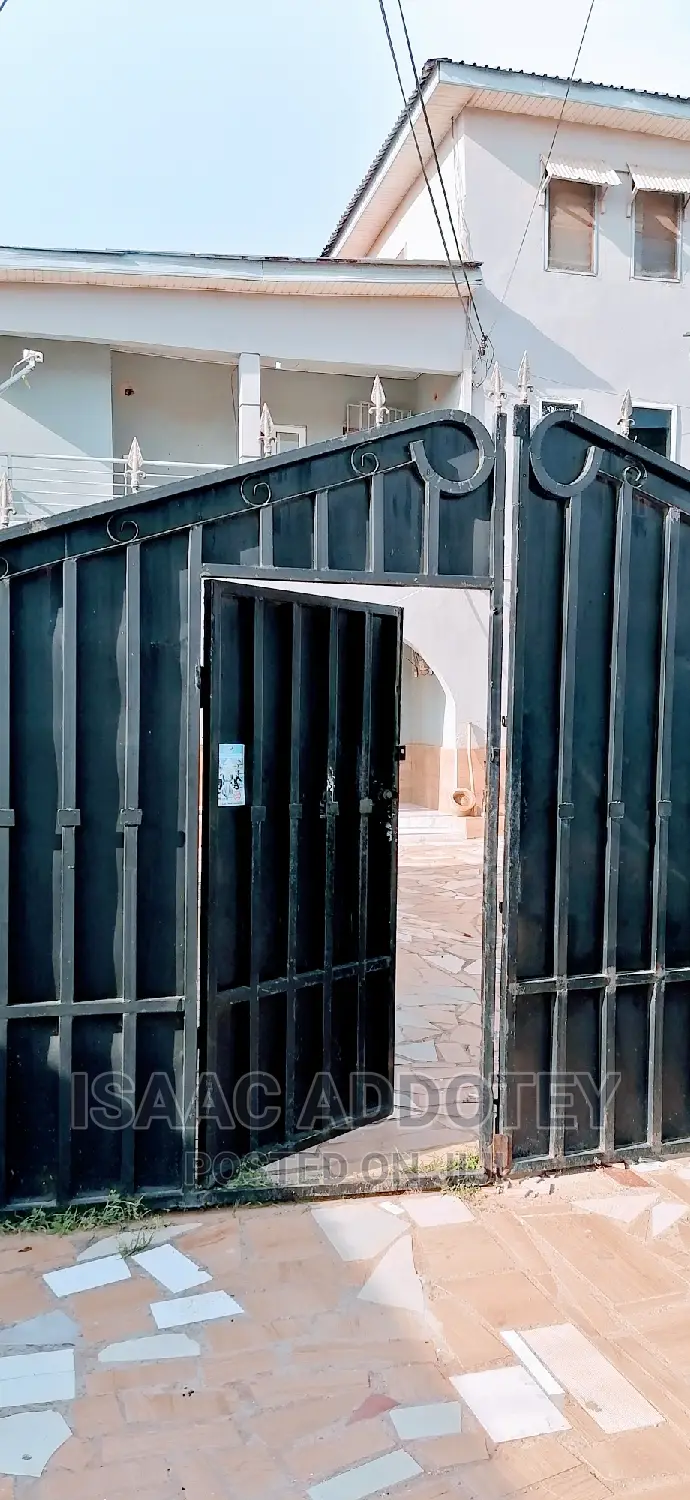 2bdrm Apartment in Spintex Coastal for rent