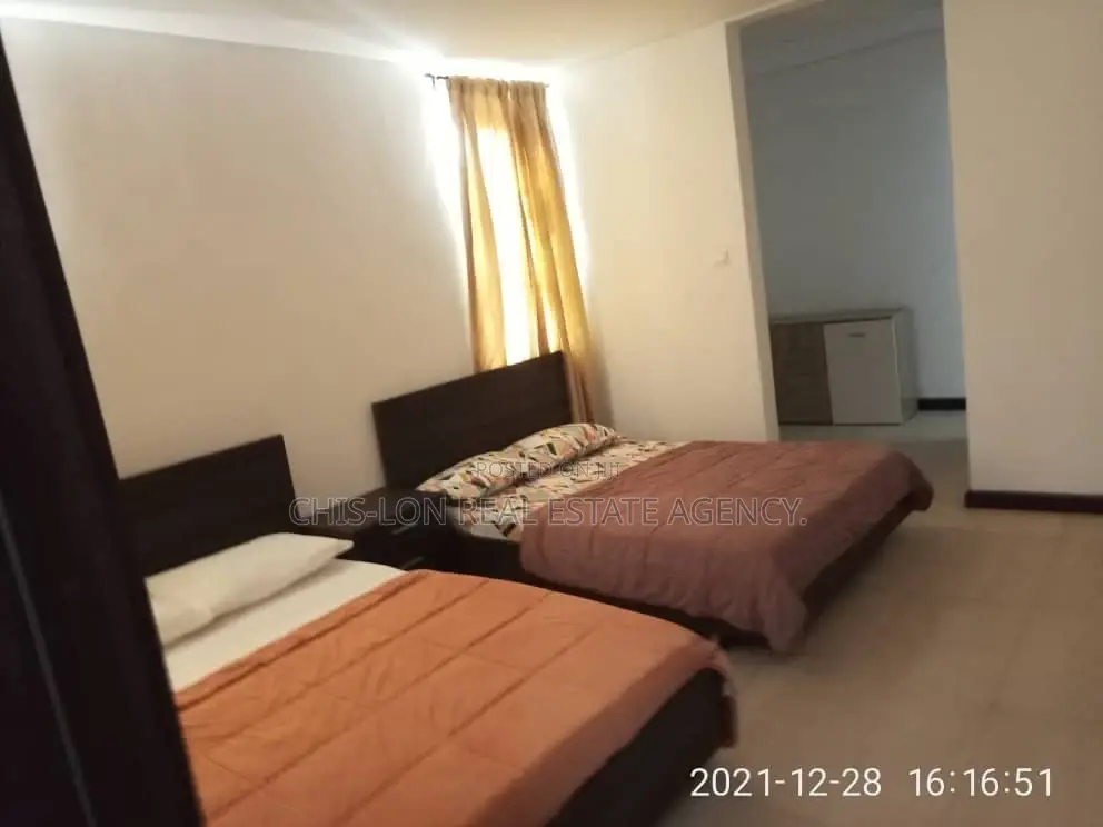 Furnished 3bdrm Duplex in Airport Residential for rent