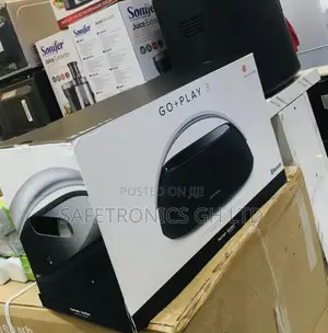 Grab  Bluetooth Wireless Harman Kardon Go+Play 3 Speaker