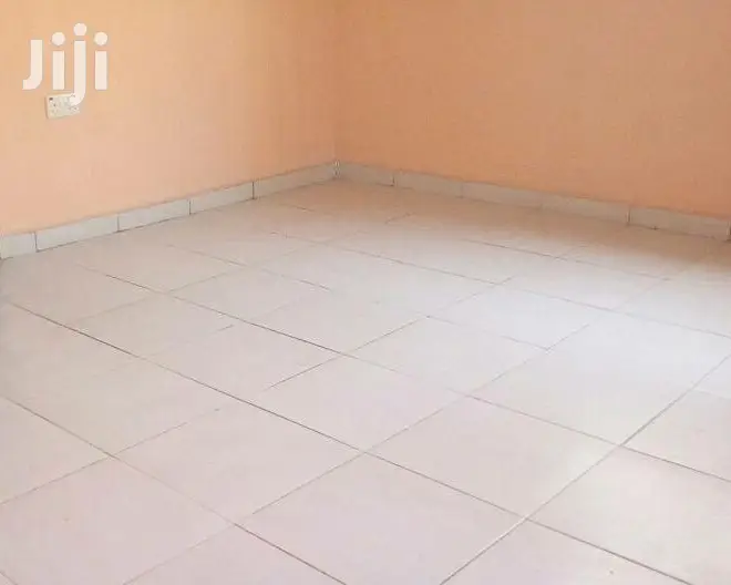 4bdrm House in Bronko Housing, Accra Metropolitan for sale