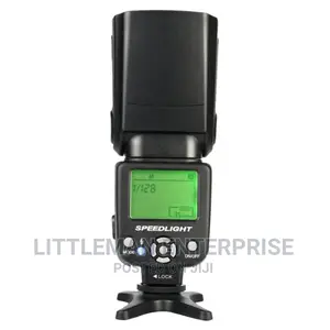 Camera Flash Speedlite Triopo TR950