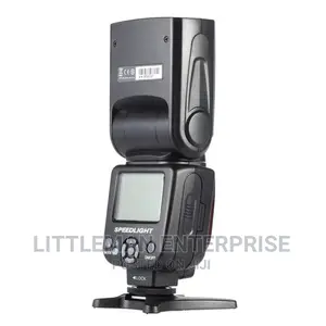 Camera Flash Speedlite Triopo TR950