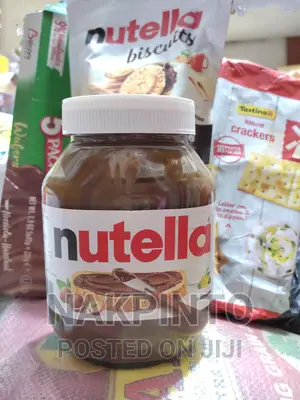 Nutella Hazelnut Chocolate Spread 900g
