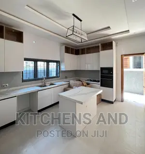 Modern Kitchen Cabinet