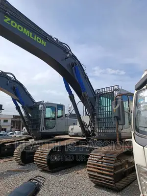 Brand New Zoomlion Excavator, ZE370E, (37 Tons) for Sale