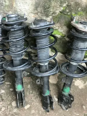 Toyota Corolla 2013,2014.2016 Front Shocks Absorbers Pair