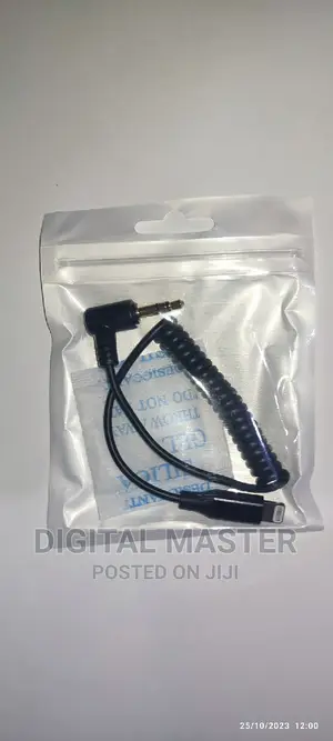 3.5mm TRS to Lightning Audio Adapter Cable