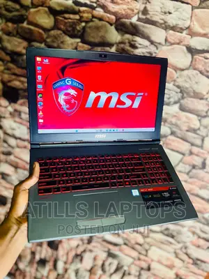 Laptop MSI GF62 8RD 16GB Intel Core I7 SSHD+SSD 1.5T