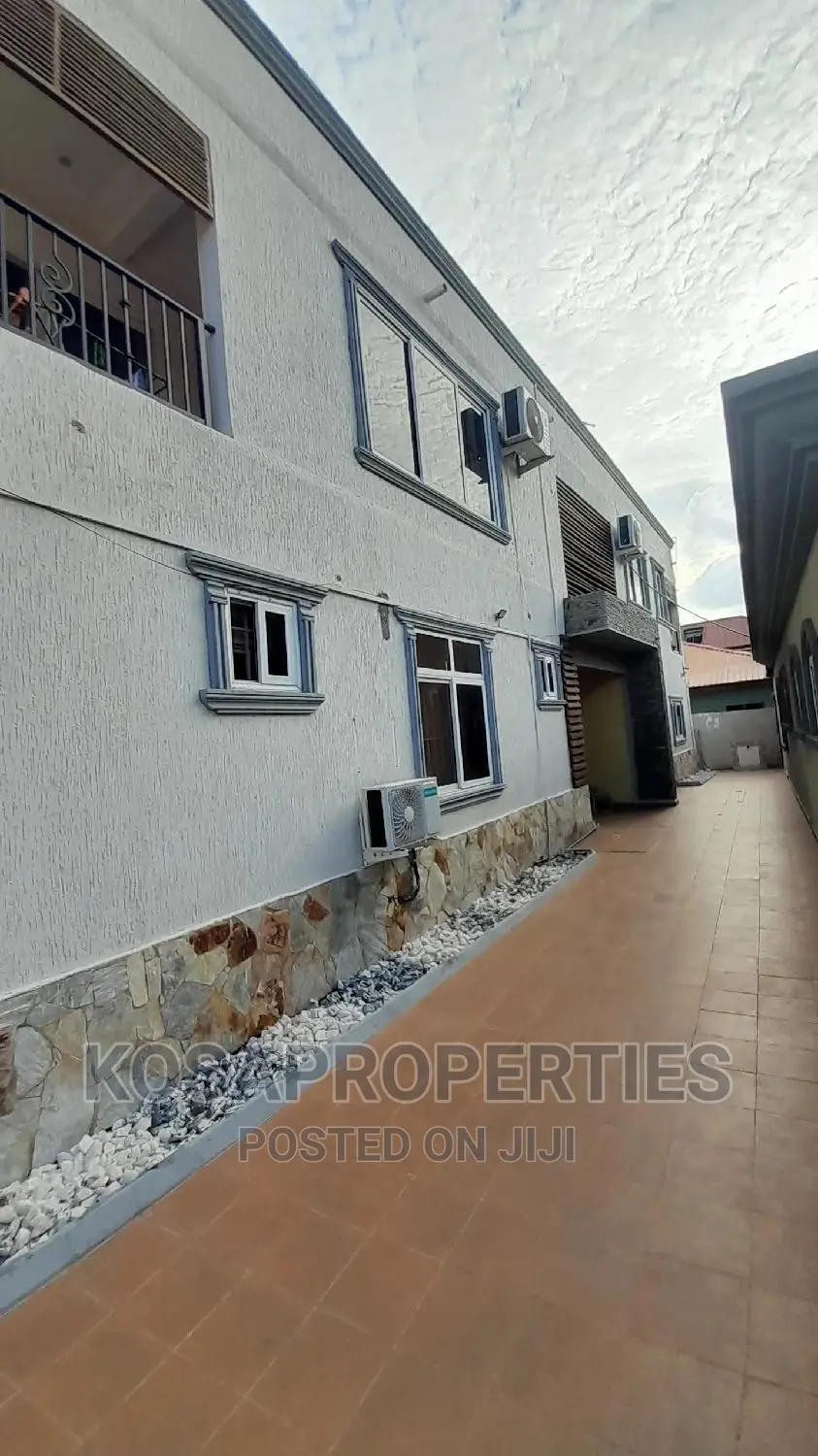 1bedroom Short Let at Adjiringanor Ability