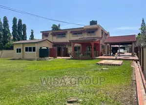 4bdrm Mansion in Wisa, Cantonments for rent