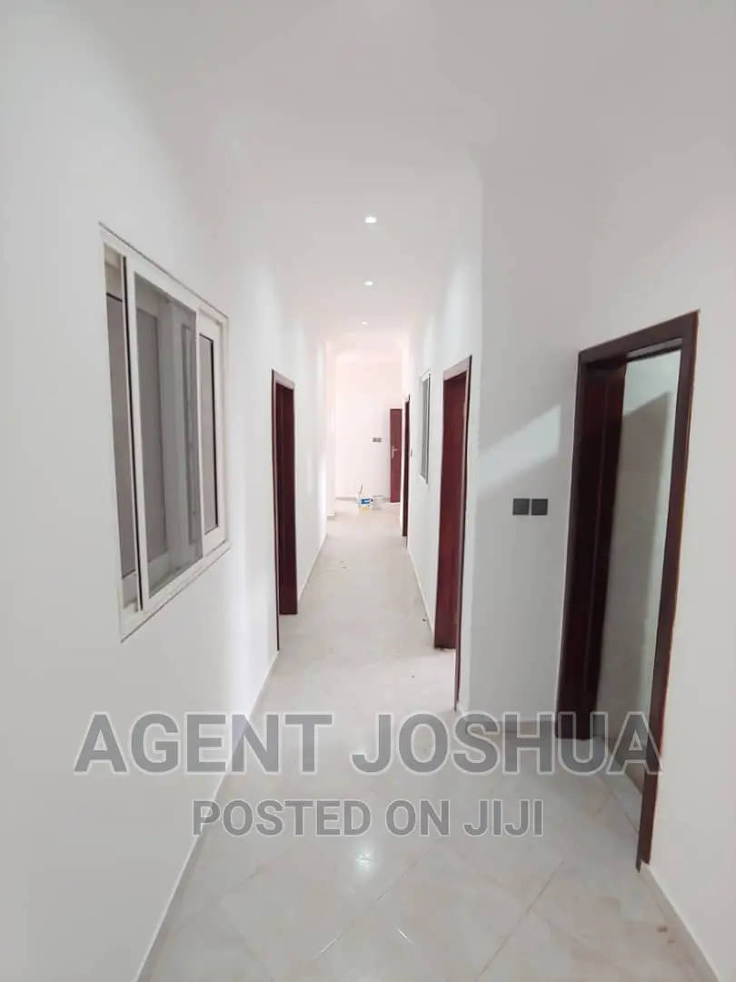 4bdrm House in Manet Court Estate for rent