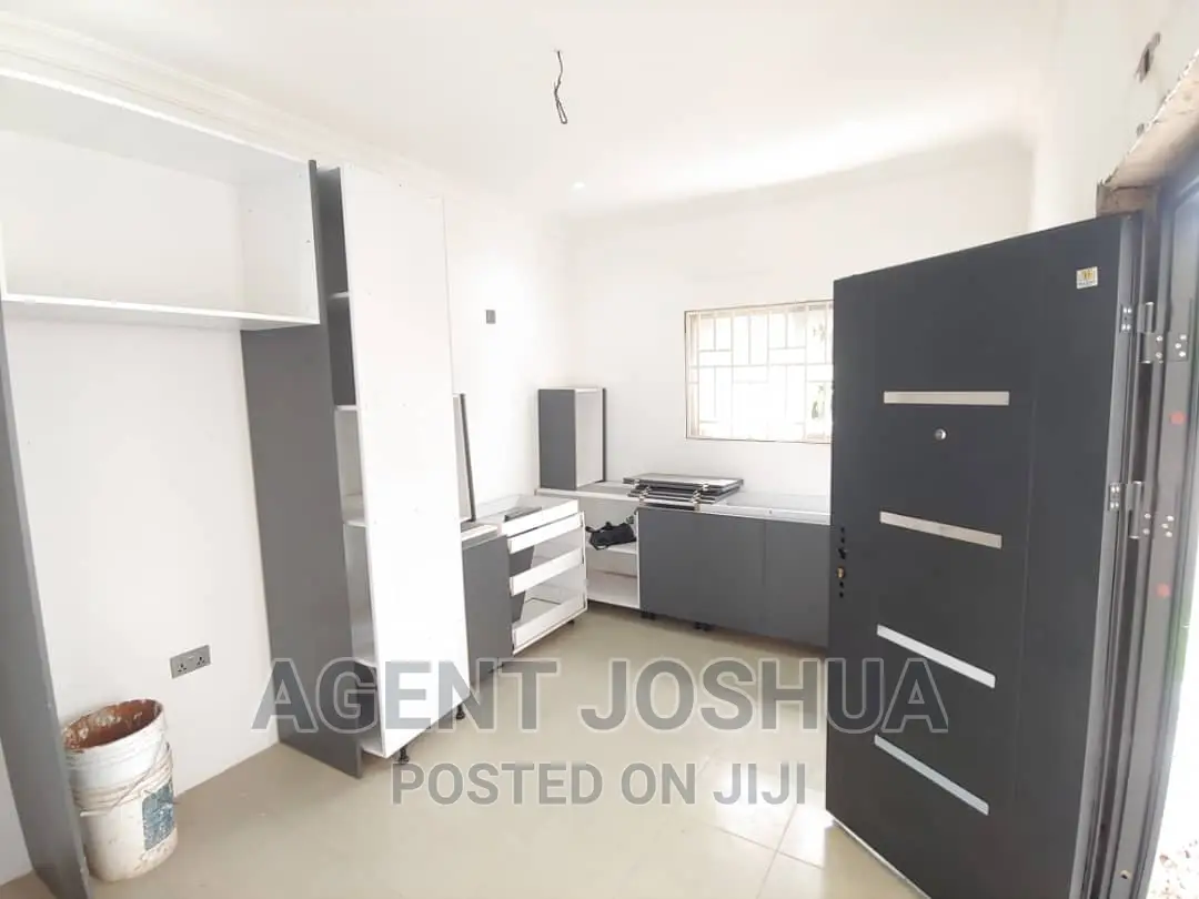 4bdrm House in Manet Court Estate for rent