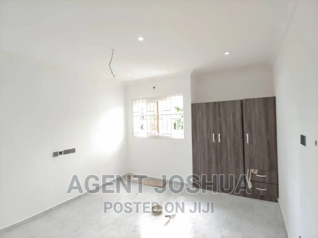 4bdrm House in Manet Court Estate for rent