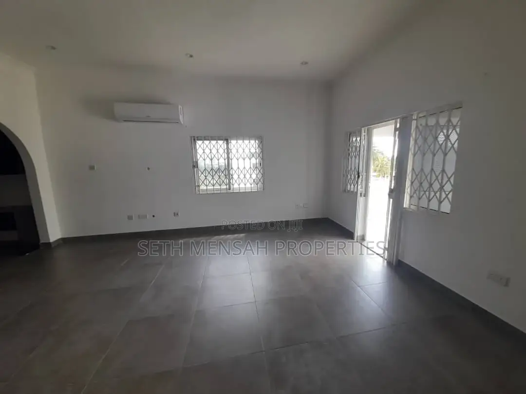5bdrm House in Skm Property, Cantonments for rent