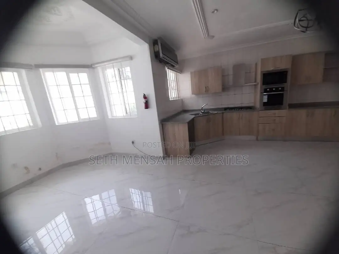 5bdrm House in Skm Property, Cantonments for rent