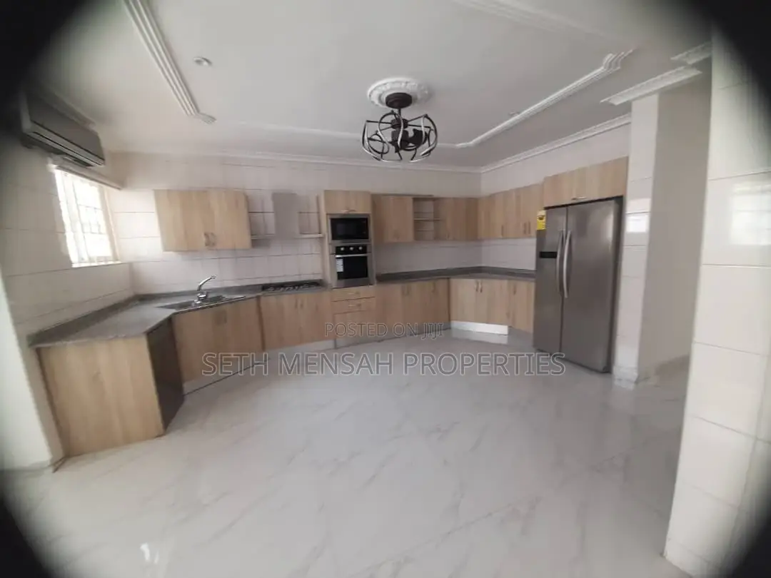 5bdrm House in Skm Property, Cantonments for rent