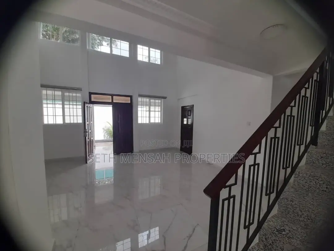 5bdrm House in Skm Property, Cantonments for rent