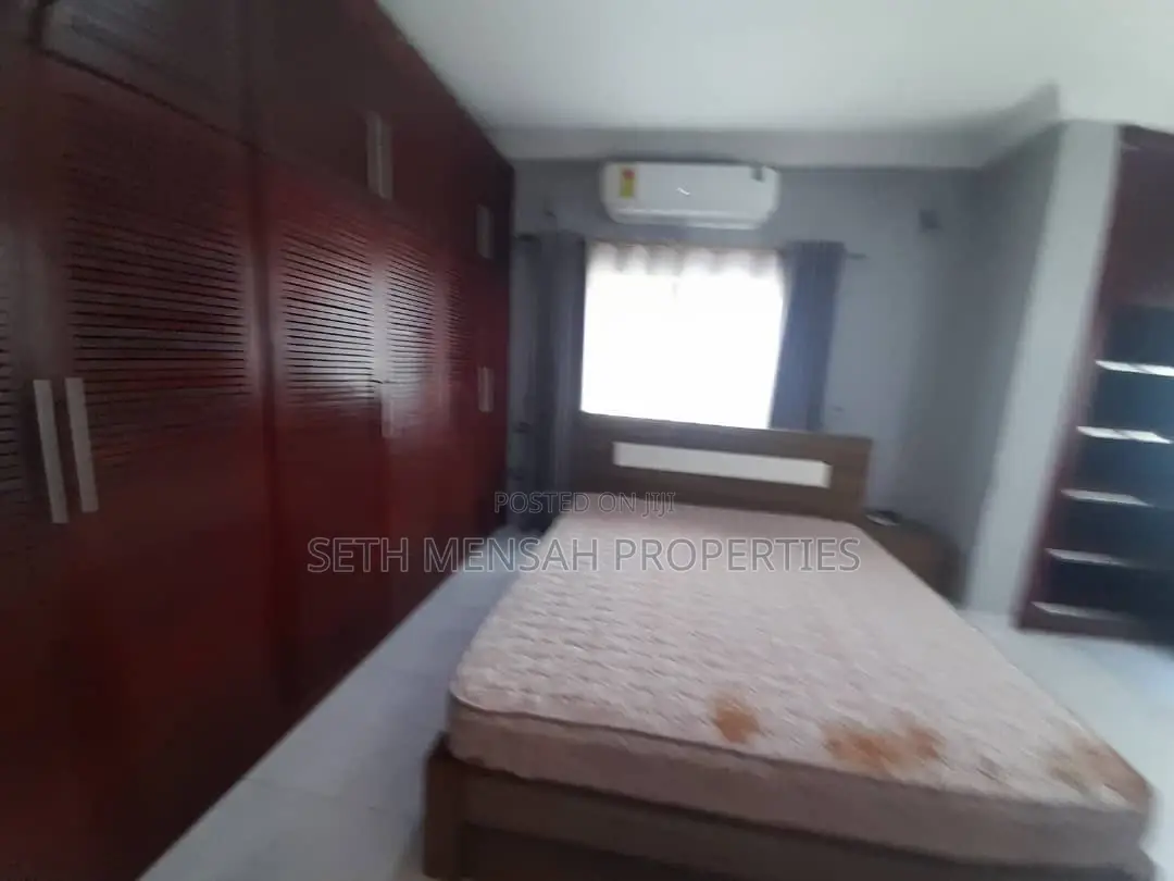 Furnished 5bdrm House in Skm Property, Cantonments for rent