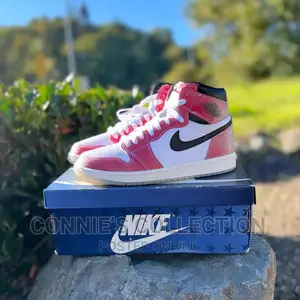 Jordan 1 Retro High (Trophy Room)