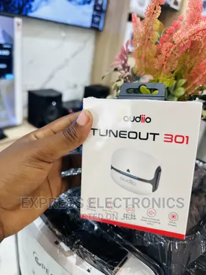 Clear Sound Quality Audiio Tuneout 301 White