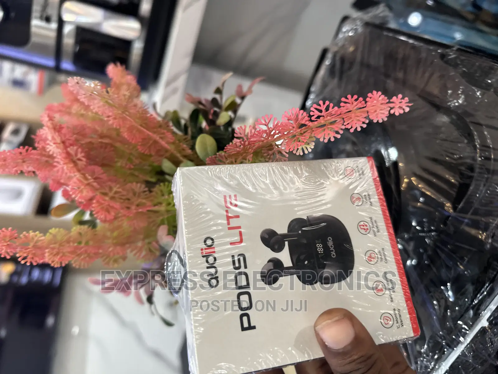 Effortless Connectivity Audiiopods Lite