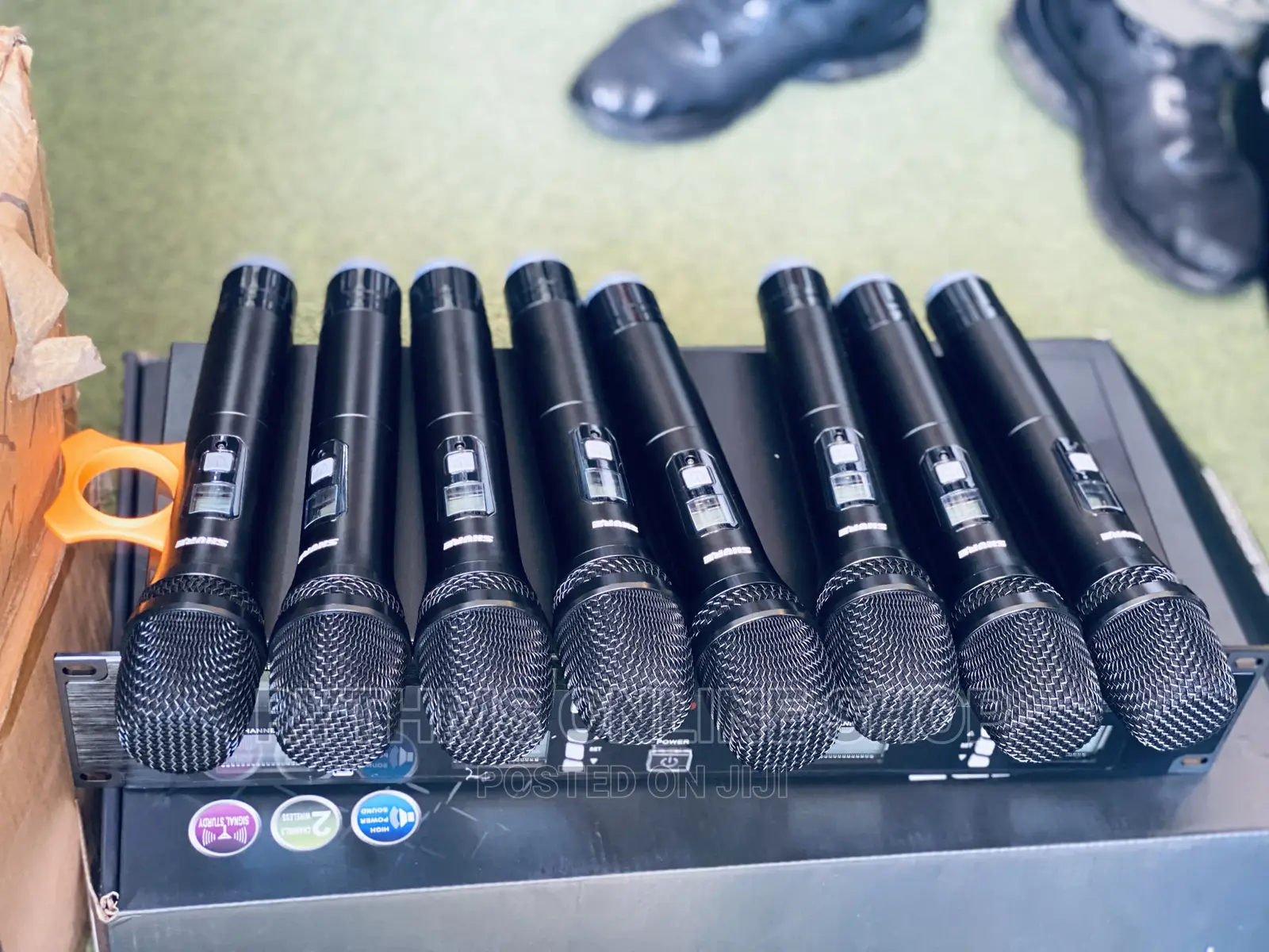 Shure (8in1) Cordless Microphone