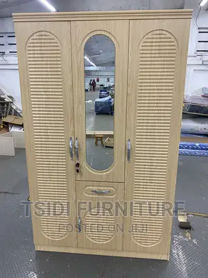 Quality Three Door Wardrobe