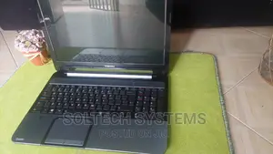 Laptop Toshiba Satellite S870 8GB Intel Core i7 HDD 1T