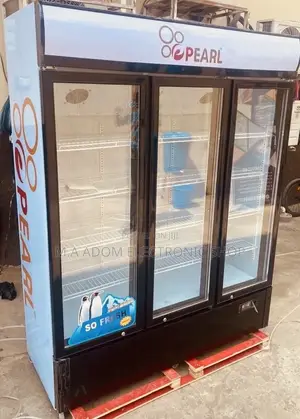 3 Doors Beverage Cooler Pearl Display Fridge
