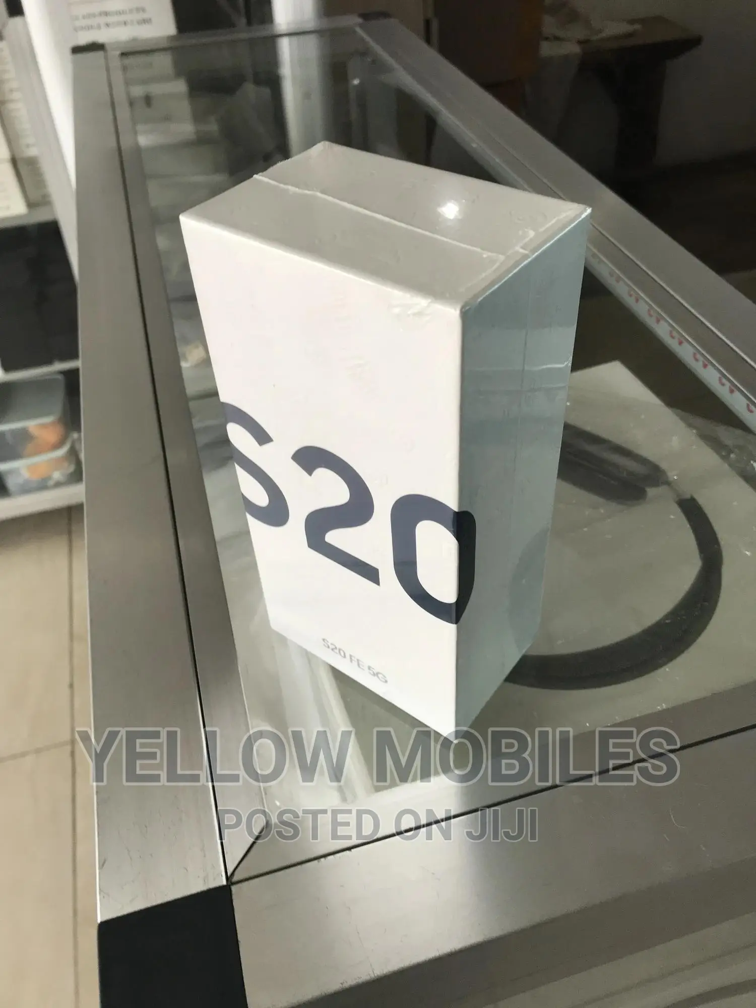 New Samsung Galaxy S20 FE 5G SD865 128 GB Black