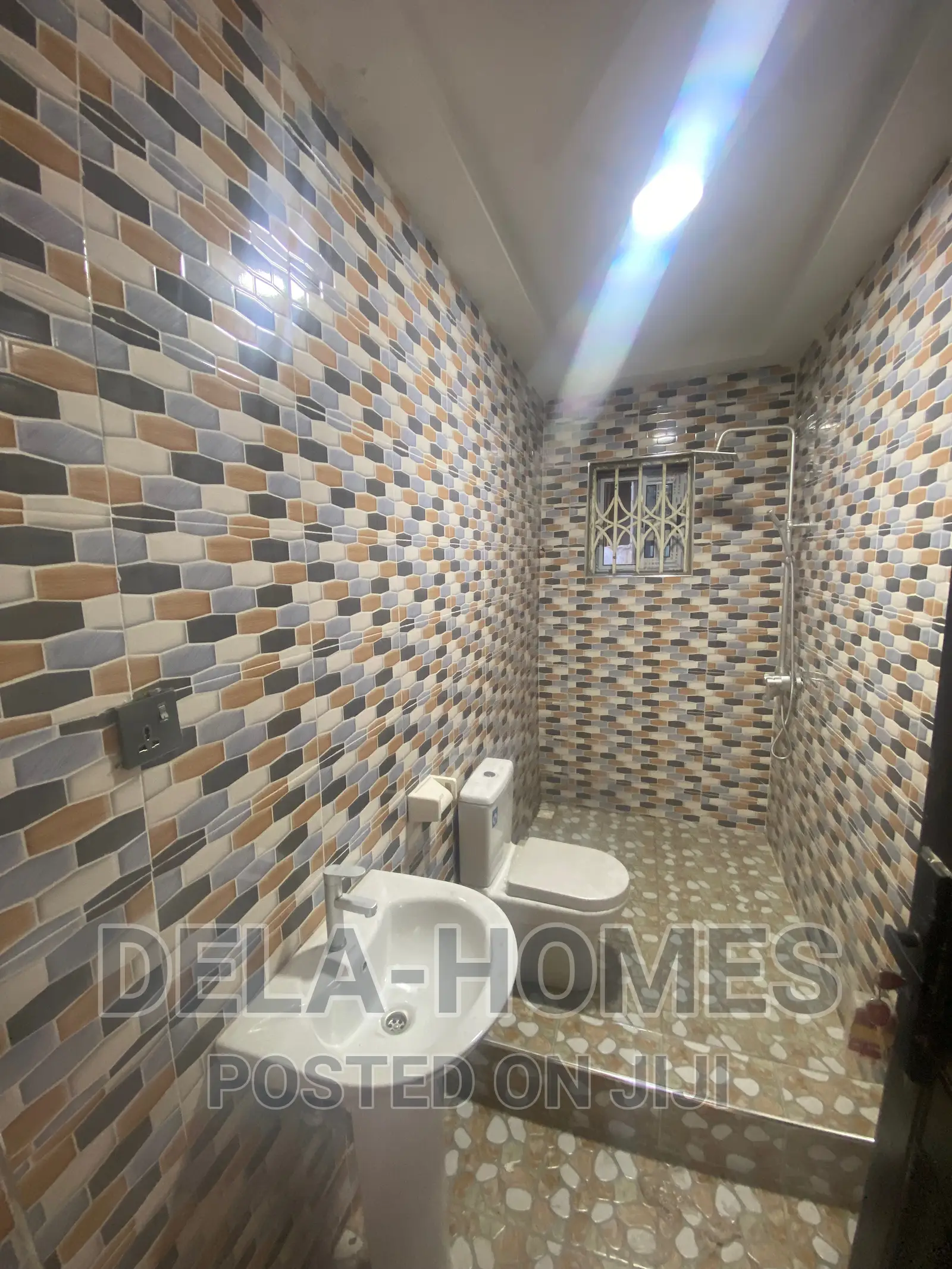 2bdrm Apartment in Lakeside Estate, Ashaley Botwe for rent
