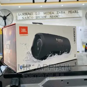 Top Notch JBL Charge 5 Waterproof Speaker(Black)