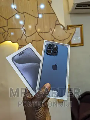 New Apple iPhone 15 Pro Max 256 GB Blue