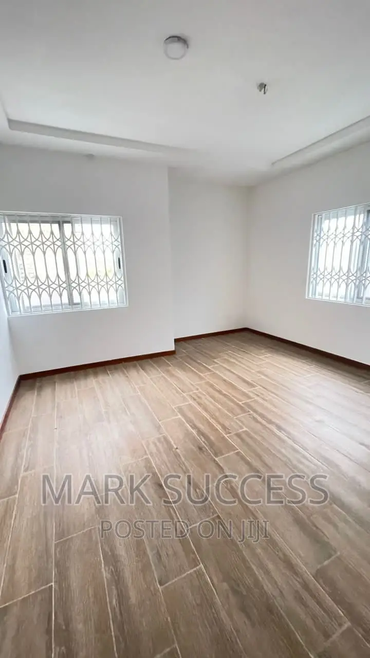 3bdrm House in Budumburam for sale