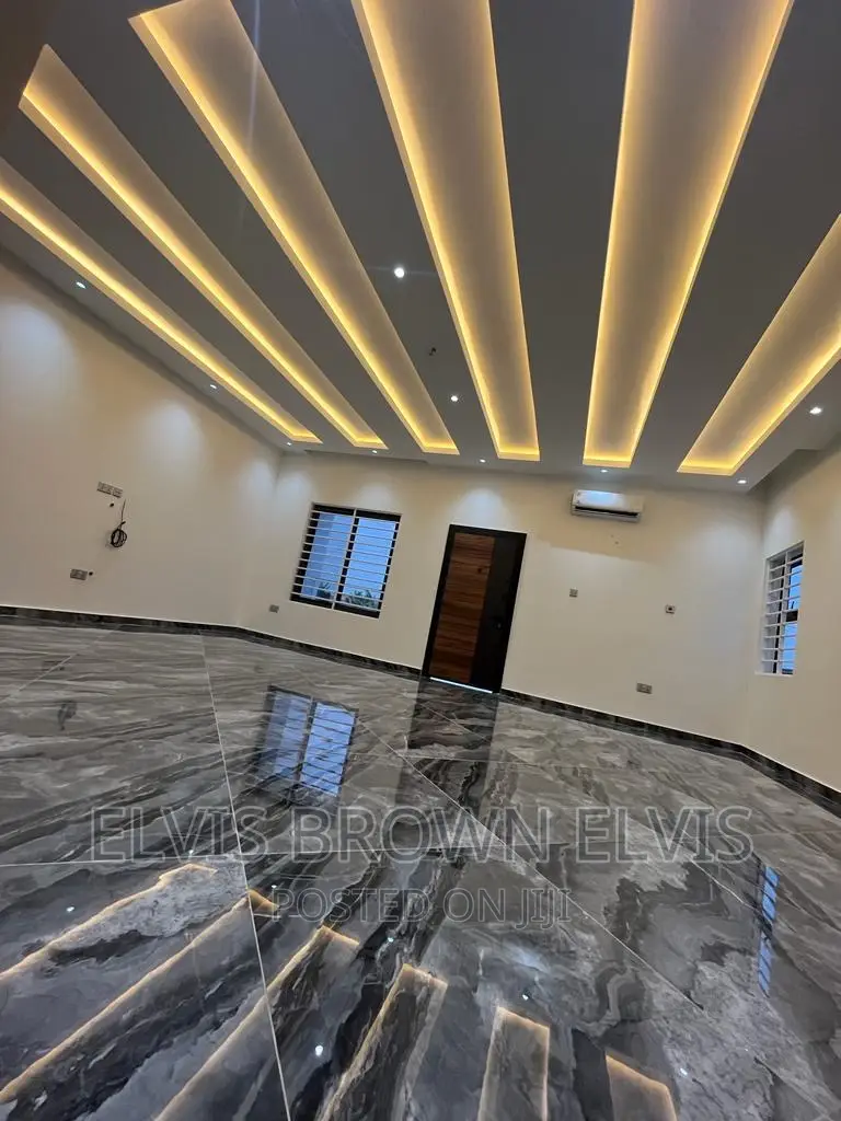 4bdrm Duplex in Botwe Lakeside for rent