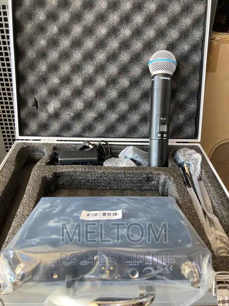 Shure Slx4 1in1 Briefcased Cordless Microphone