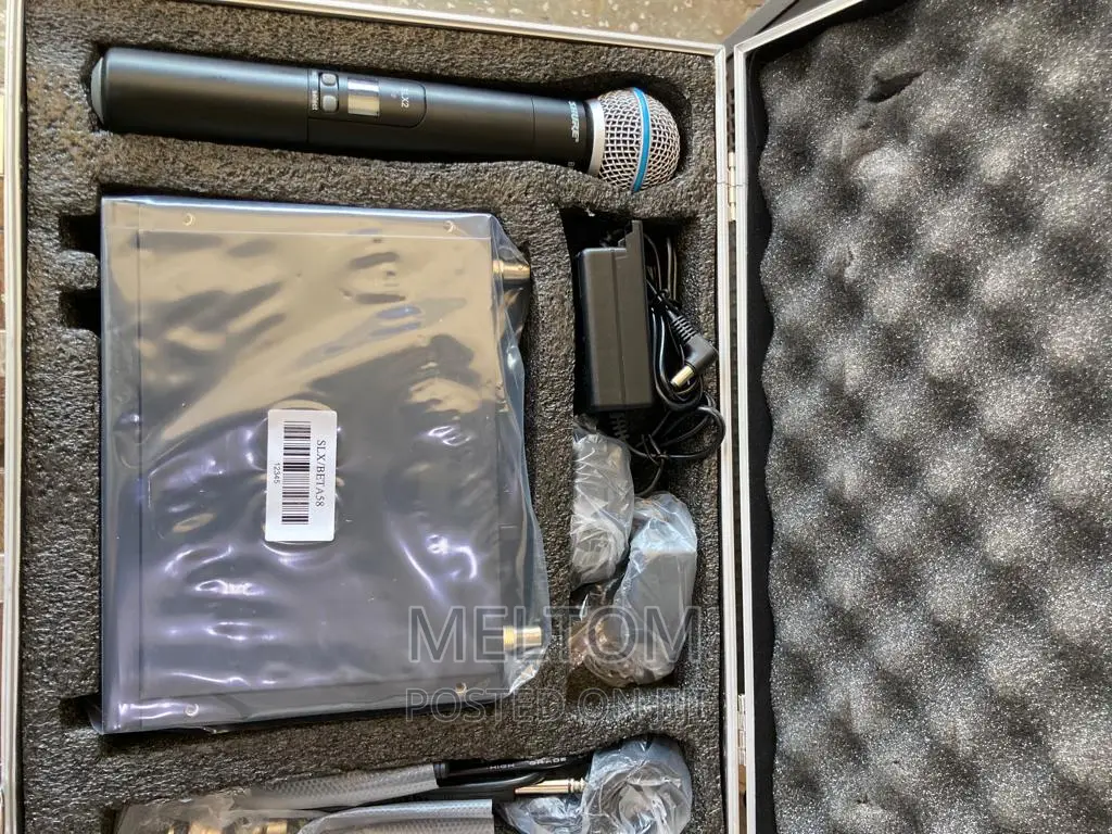Shure Slx4 1in1 Briefcased Cordless Microphone