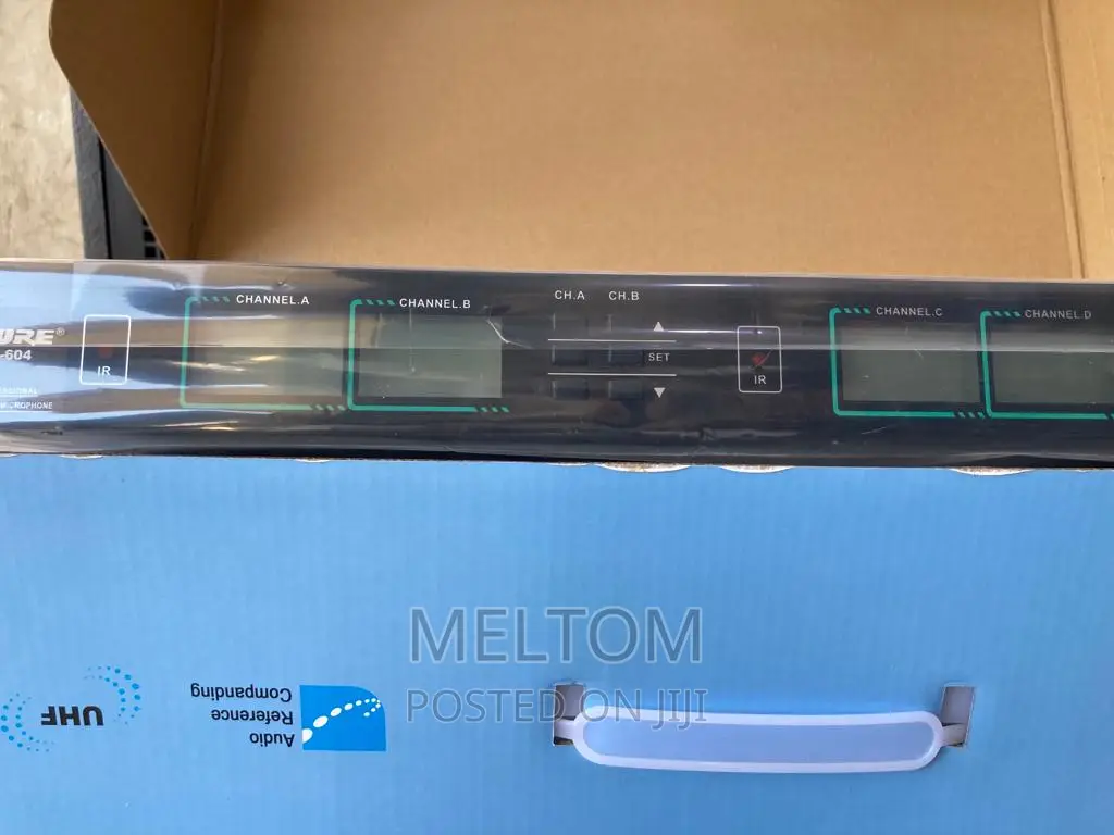 Shure Sy-604 4in1 Cordless Microphone