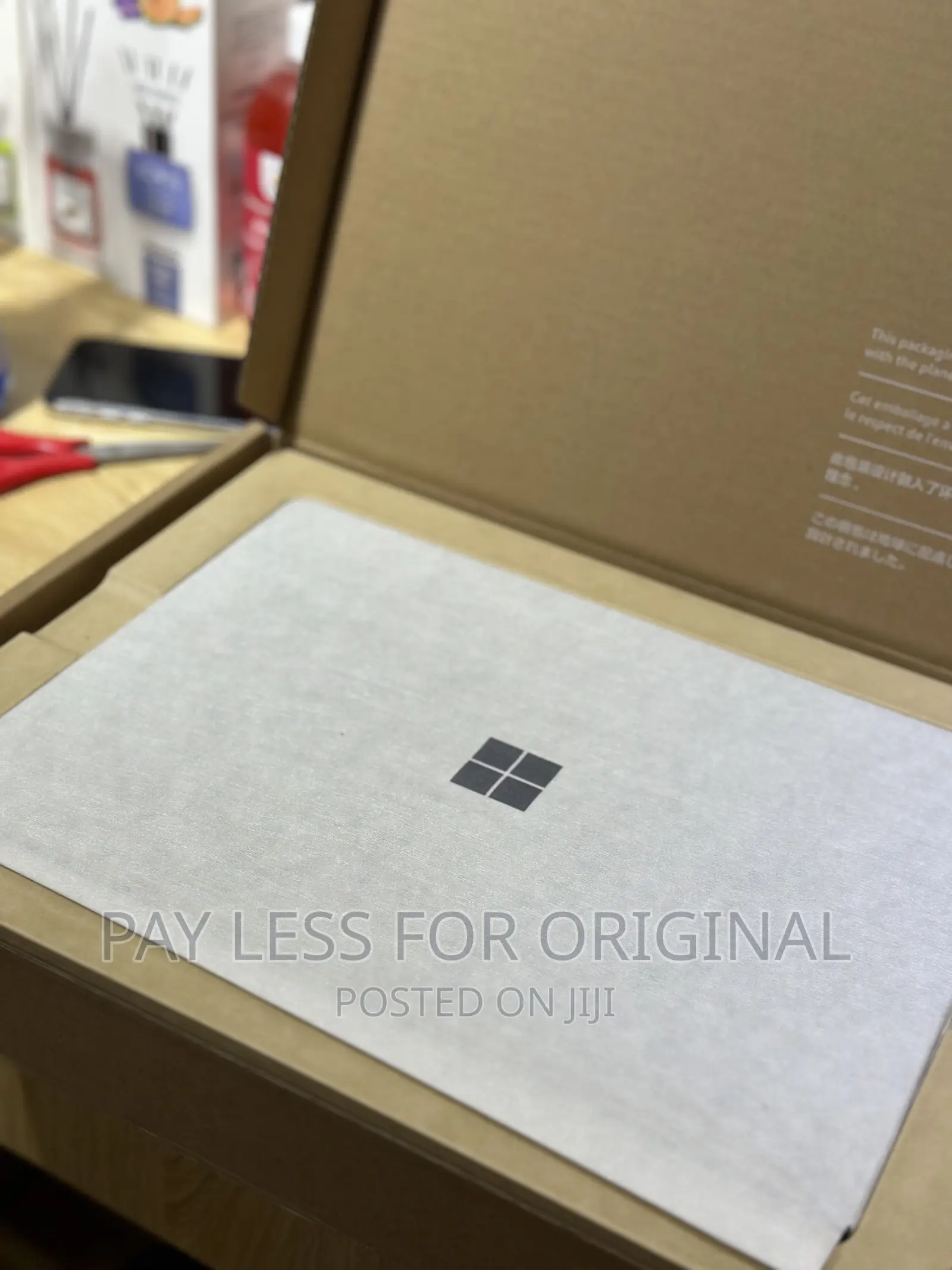 New Laptop Microsoft Surface Laptop 5 8GB Intel Core i5 SSD 256GB
