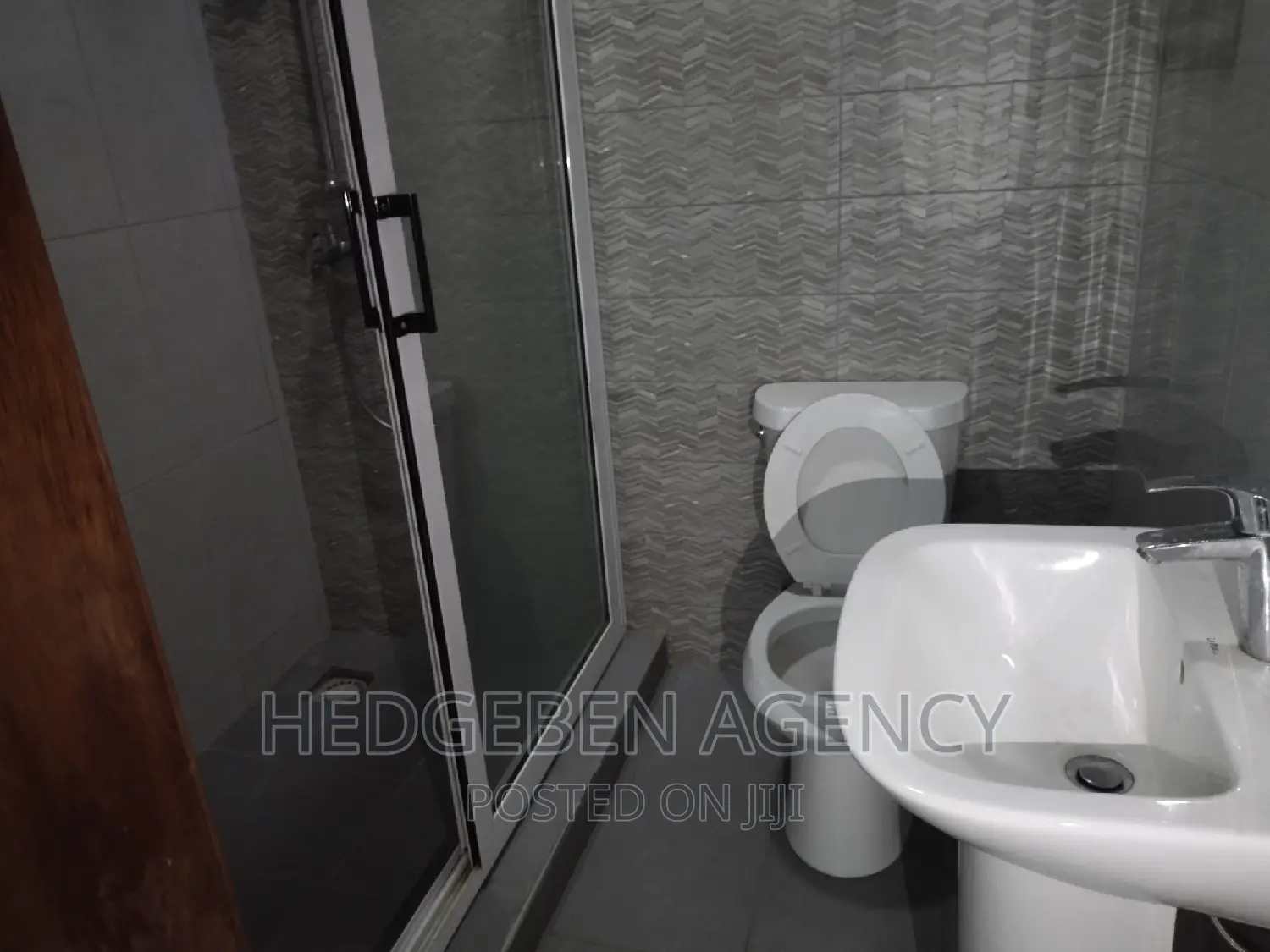 2bdrm Block of Flats in Oyarifa for rent