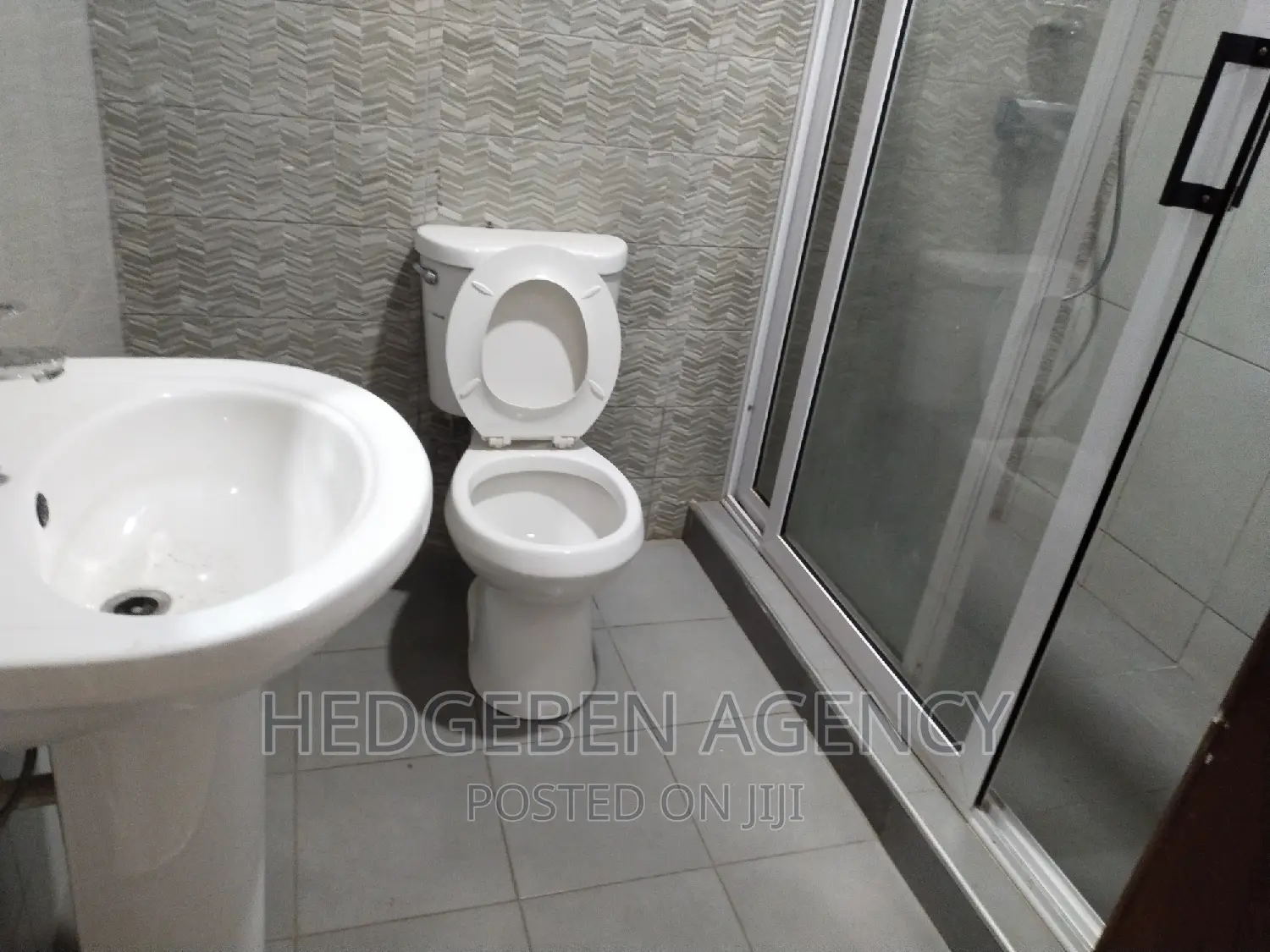2bdrm Block of Flats in Oyarifa for rent