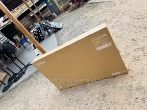 Vivid Vision UHD Smart 55”Au7000 Samsung Tv 