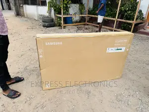 Crystal Clear Uhd Smart Samsung 55”Bu8000