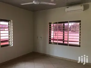 3bdrm House in Bronko Housing, Accra Metropolitan for rent