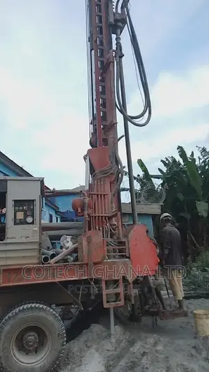 Borehole Drilling With Free Sitting.
