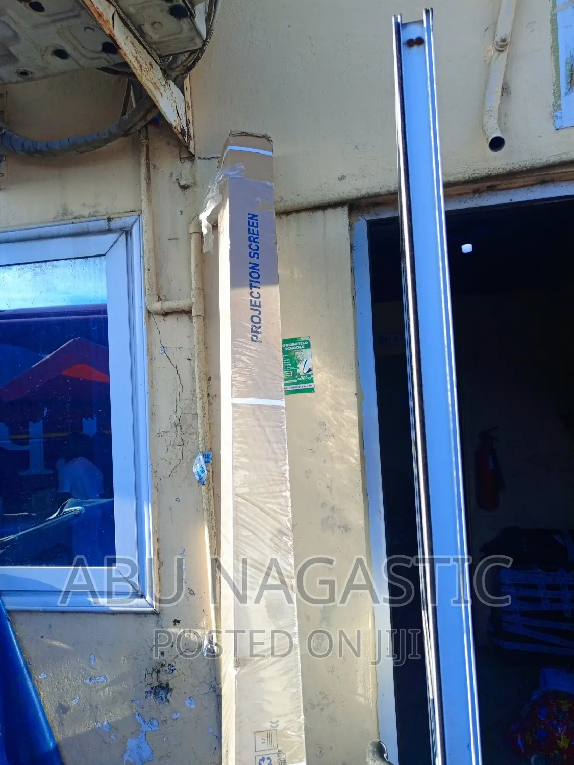 Manual Pull Down Projector Screen 250×250CM