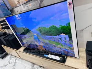 UHD Glossy Tv Samsung 85”Bu8000