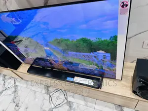 Big Screen Big Impact UHD Smart 85”Bu8000 Samsung Tg