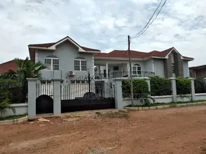 5bdrm Maisonette in Skm, East Legon for rent